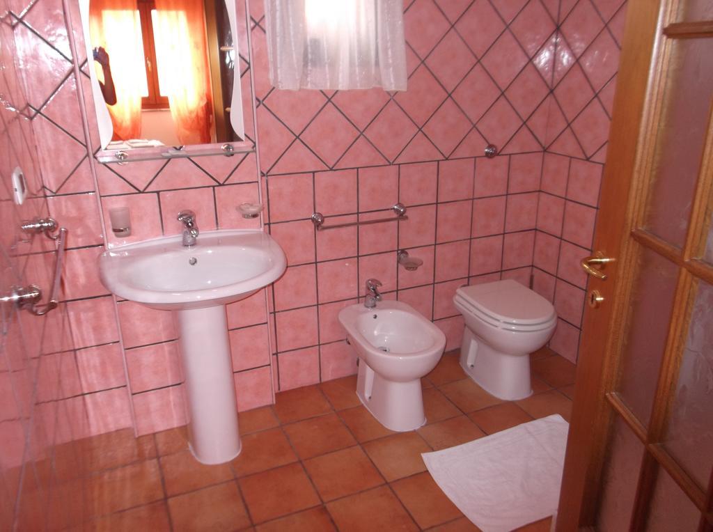 B&B Tanca Marracconi Teulada Rum bild